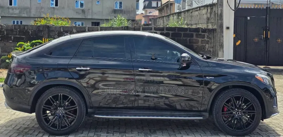 Mercedes-Benz GLE-Class AMG GLE 43 4MATIC 2017 Black