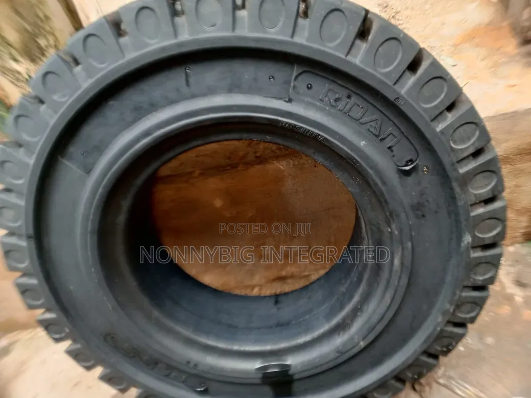 Forklift Solid Tyres