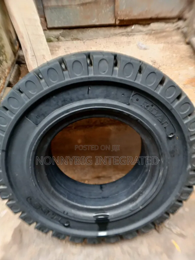 Forklift Solid Tyres