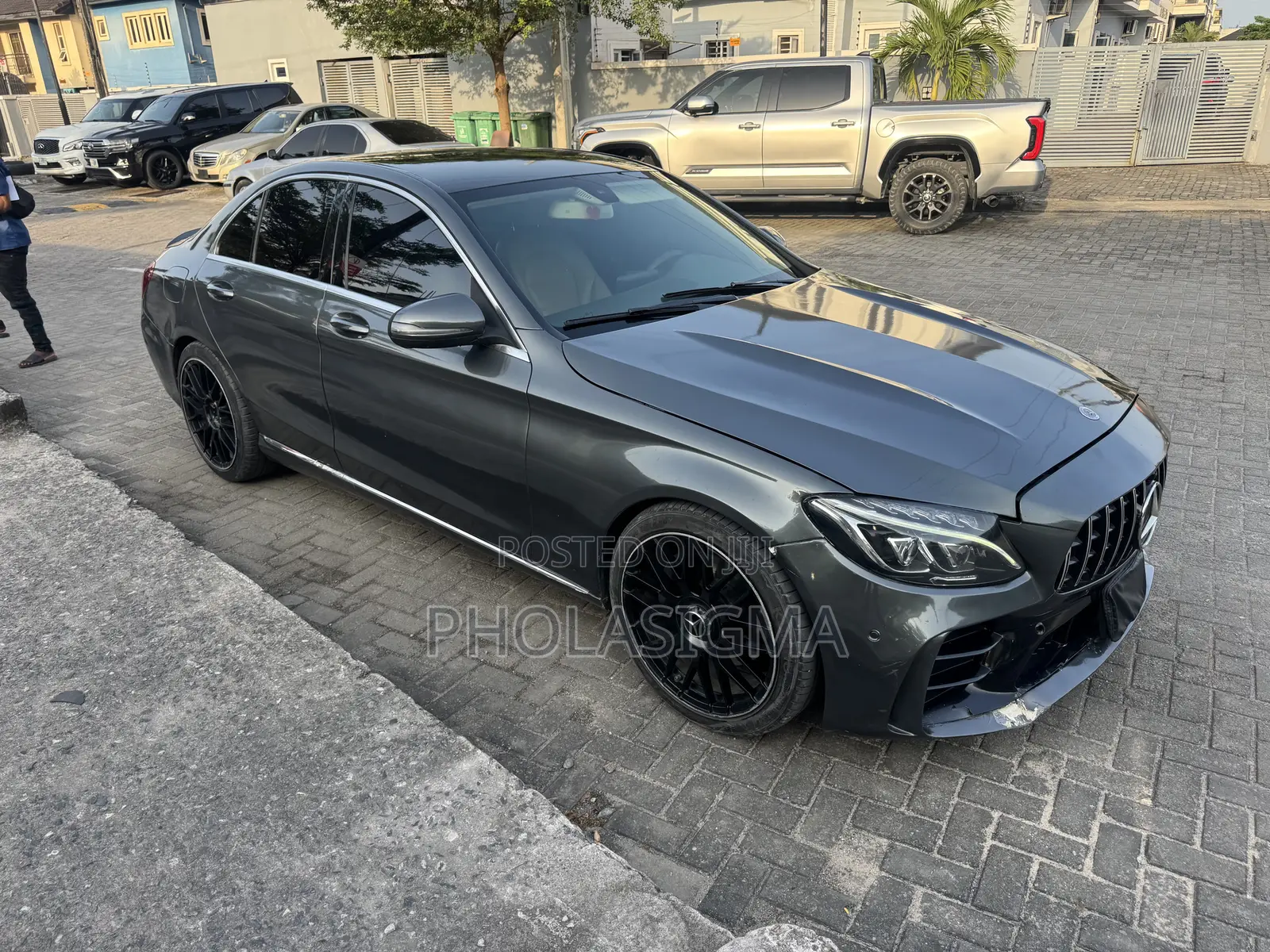 Mercedes-Benz C300 Base Sedan RWD (2.0L 4cyl 7A) 2016 Gray