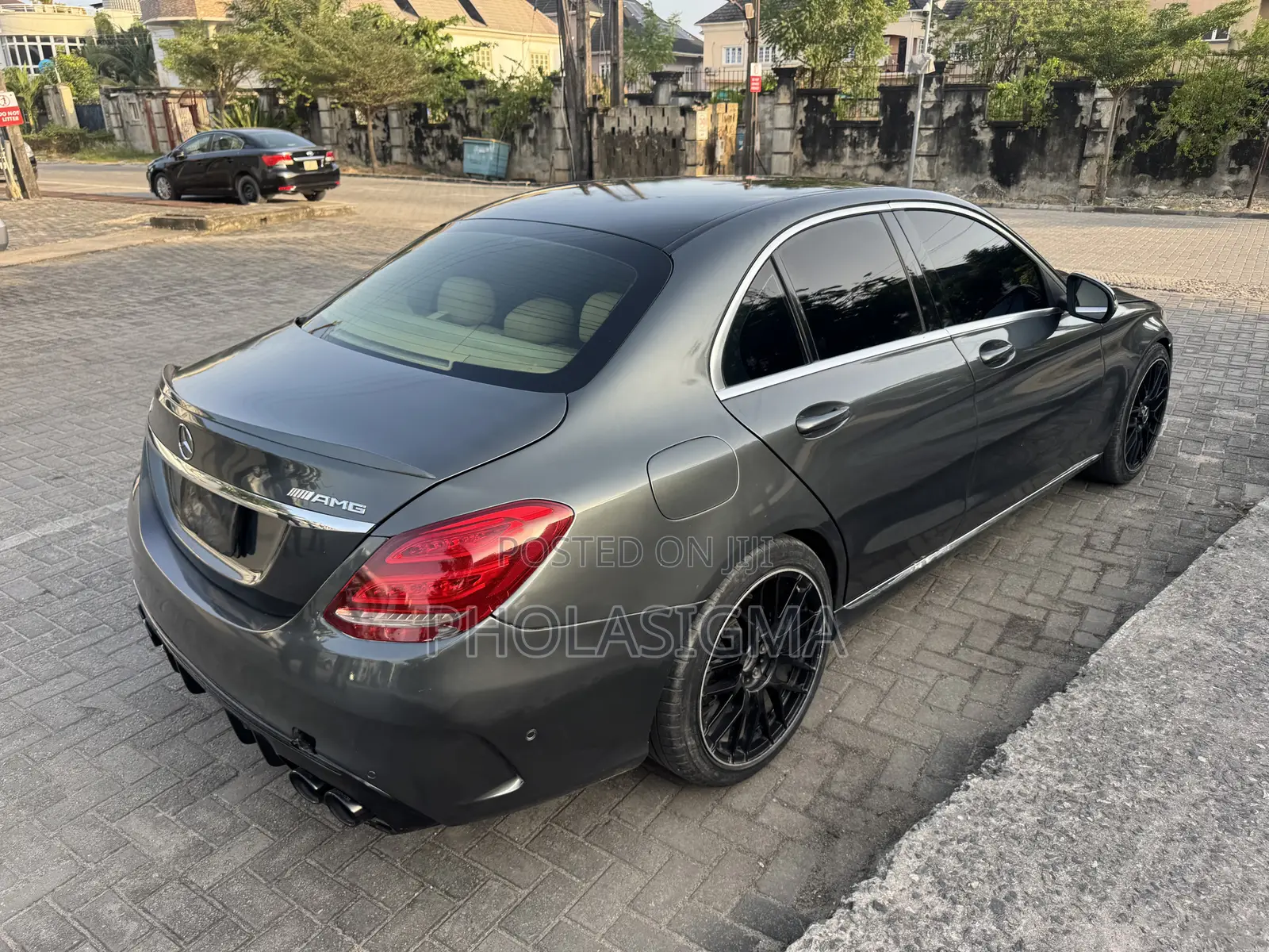 Mercedes-Benz C300 Base Sedan RWD (2.0L 4cyl 7A) 2016 Gray