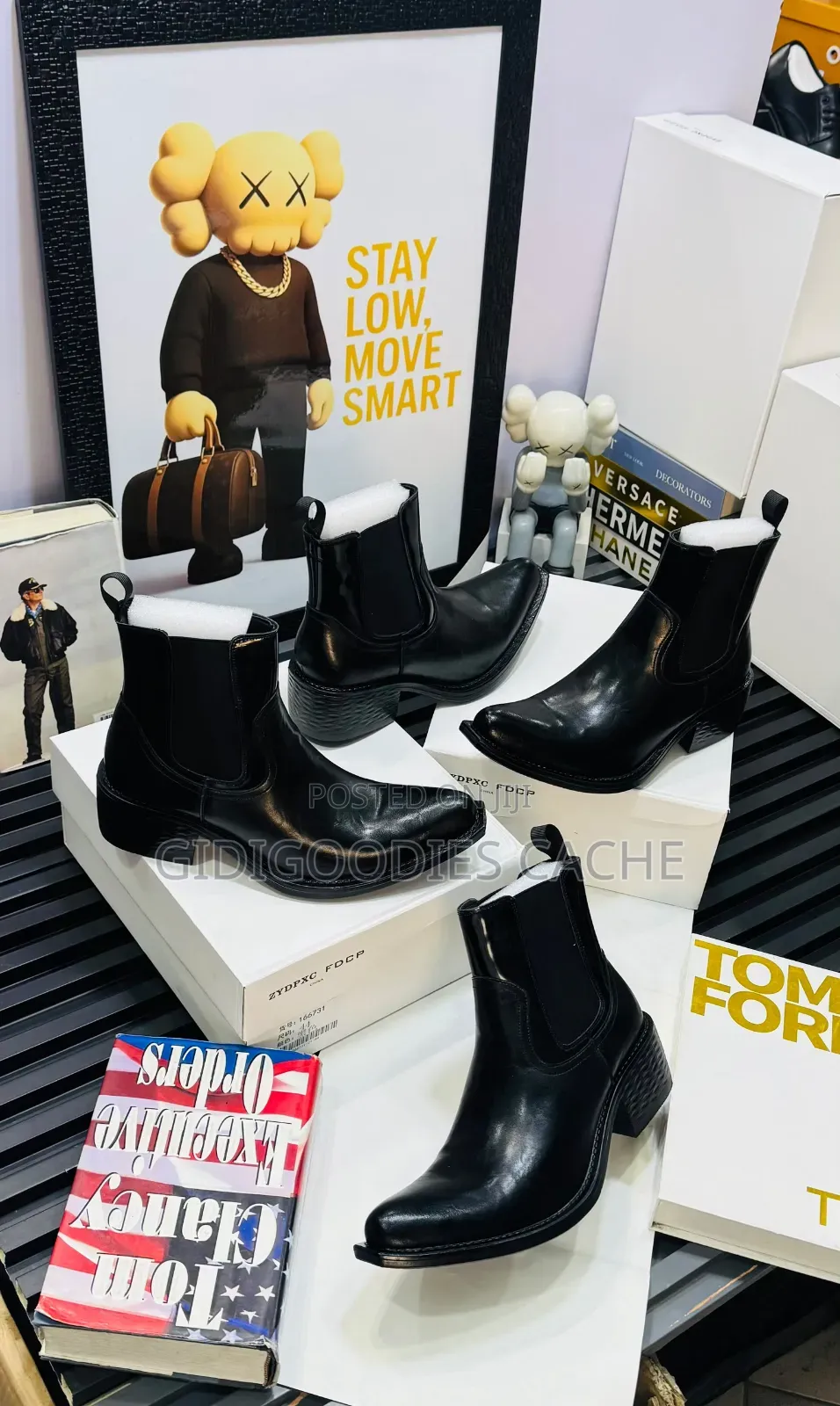 Black Pointed Toe Western Chelsea Boot