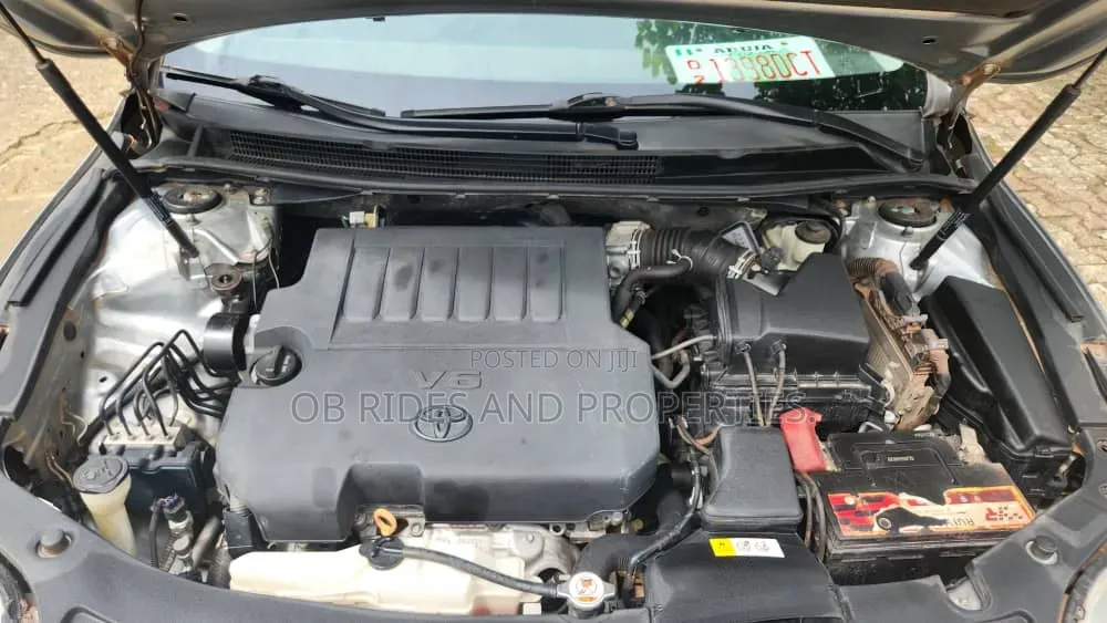 Toyota Avalon XLE Sedan FWD (3.5L 6cyl 6A) 2017 Gray