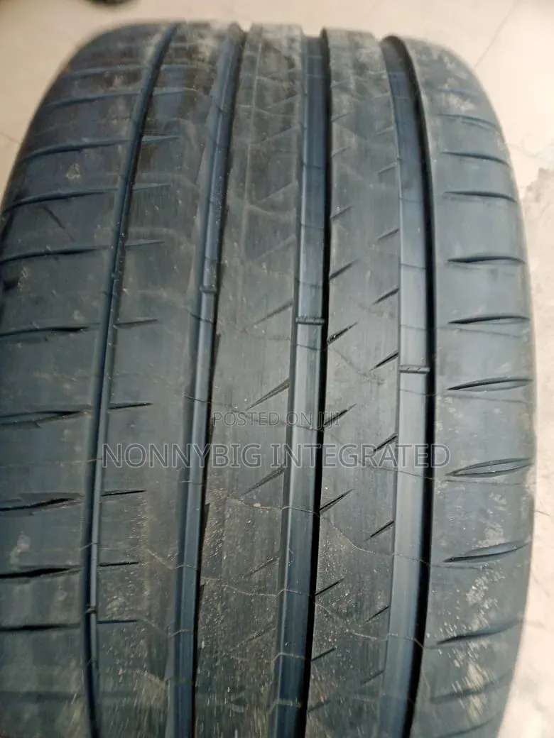 315/40r21 Michelin