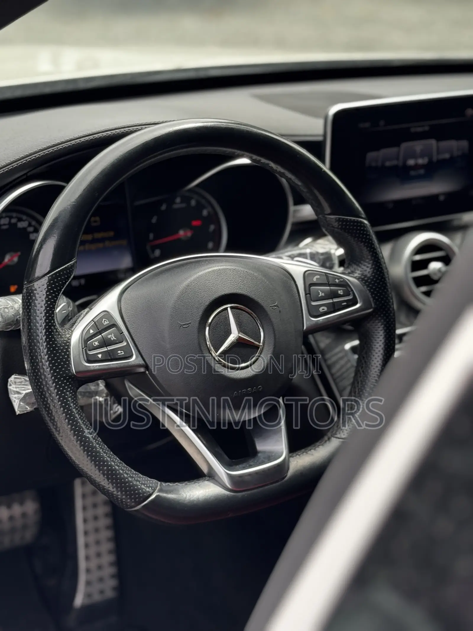Mercedes-Benz C300 Sport 4Matic Sedan AWD (2.0L 4cyll 7A) 2016 White