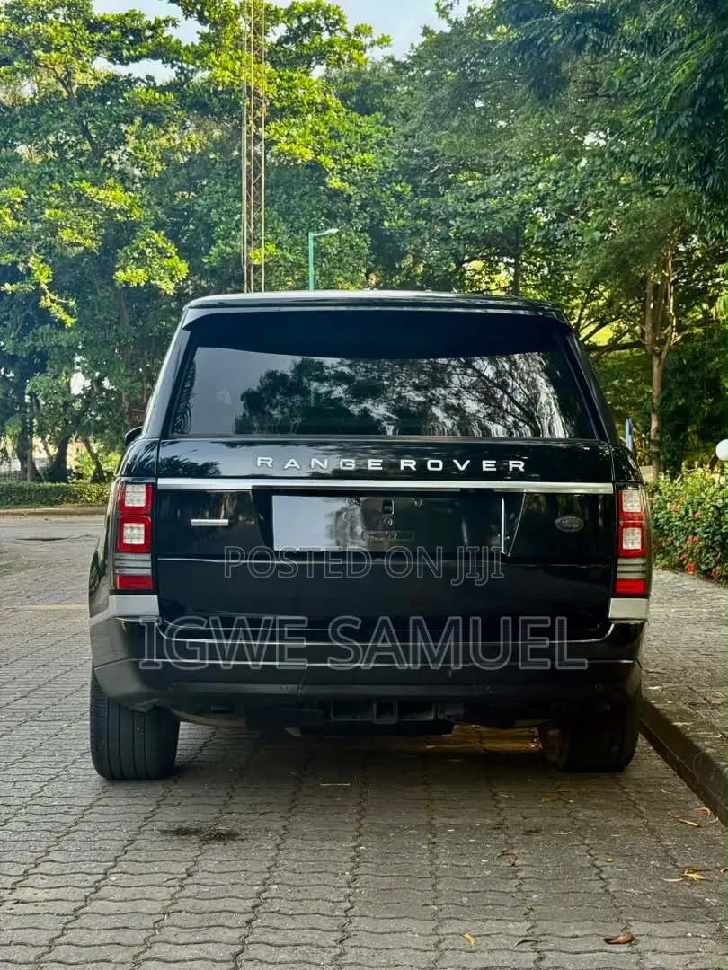 Land Rover Range Rover Vogue 2014 Black