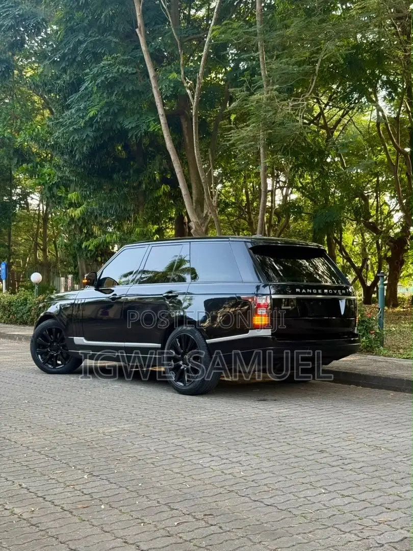 Land Rover Range Rover Vogue 2014 Black