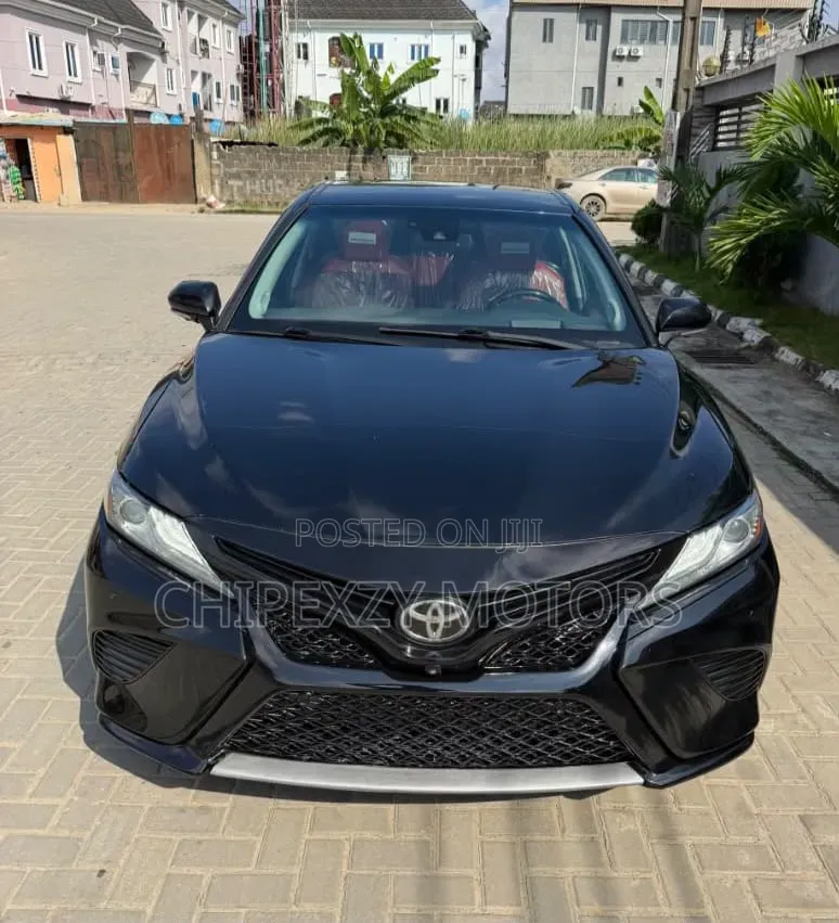 Toyota Camry XSE V6 FWD (3.5L 6cyl 8AM) 2018 Black