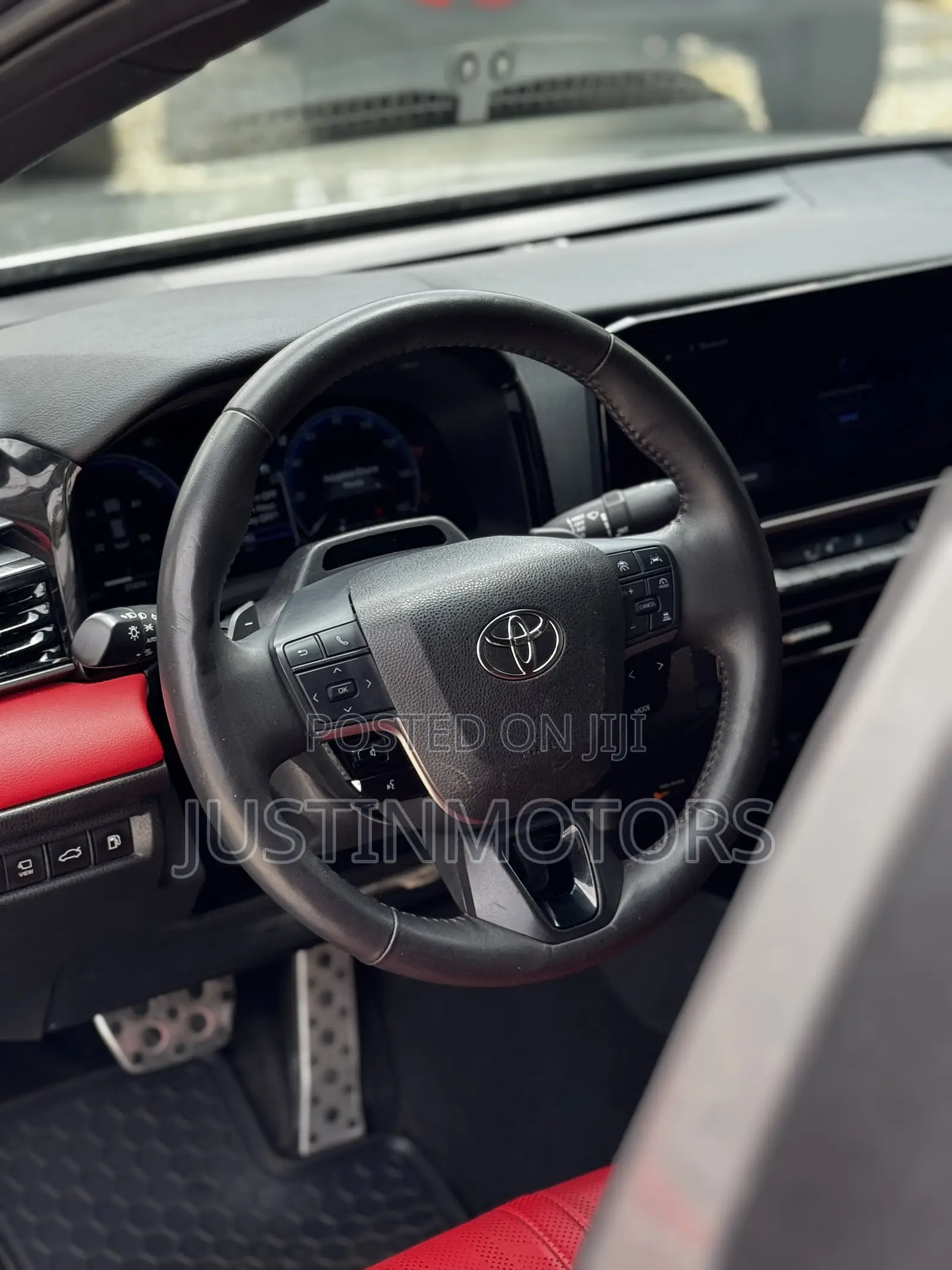 Toyota Camry XSE 2025 Gray