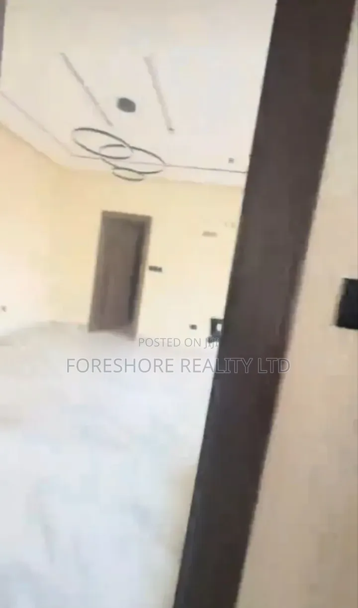4bdrm House in Omole Phase 2 for rent