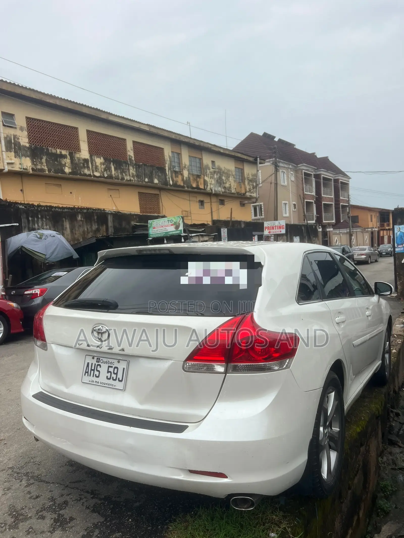 Toyota Venza LE 2011 White