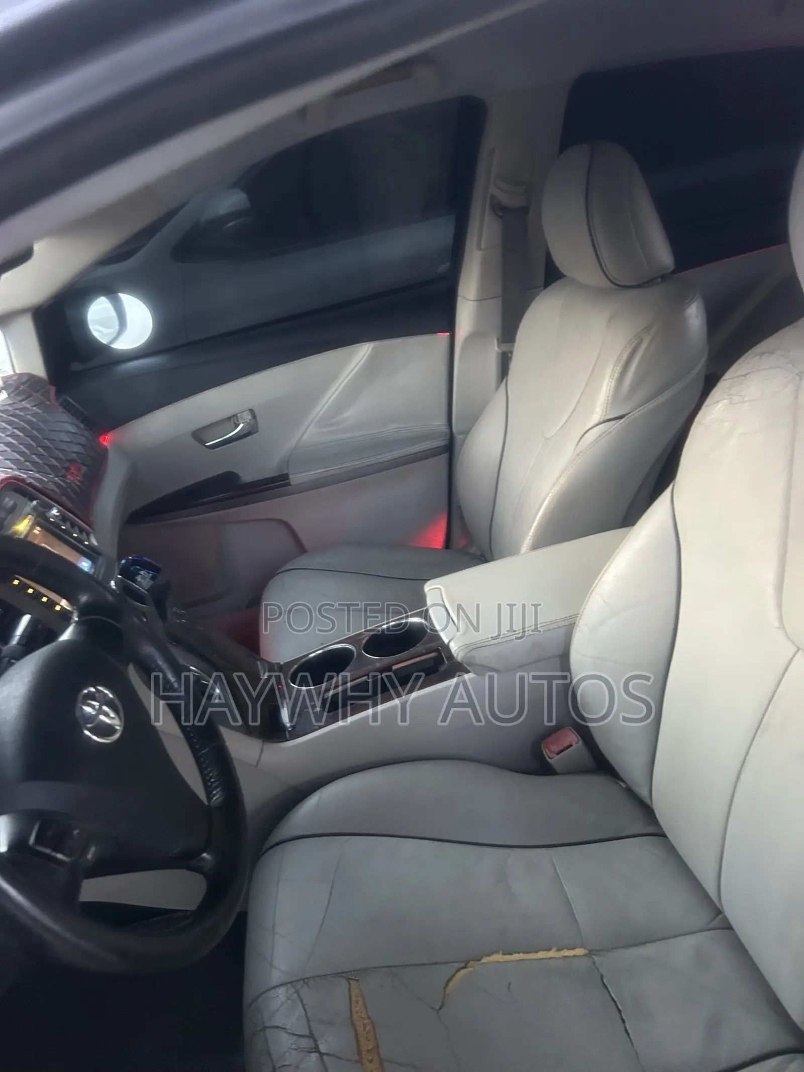 Toyota Venza V6 2011 Gray