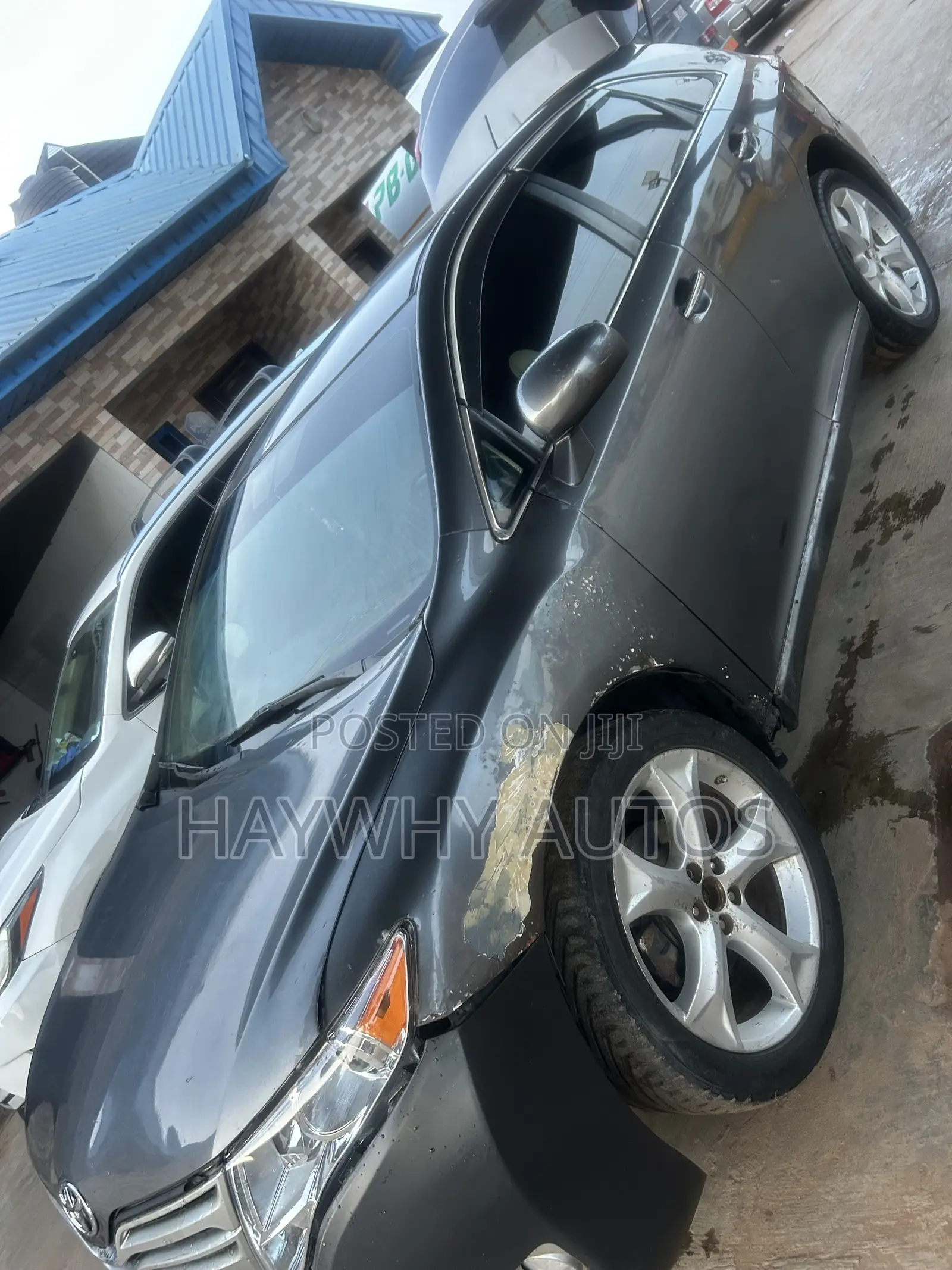 Toyota Venza V6 2011 Gray