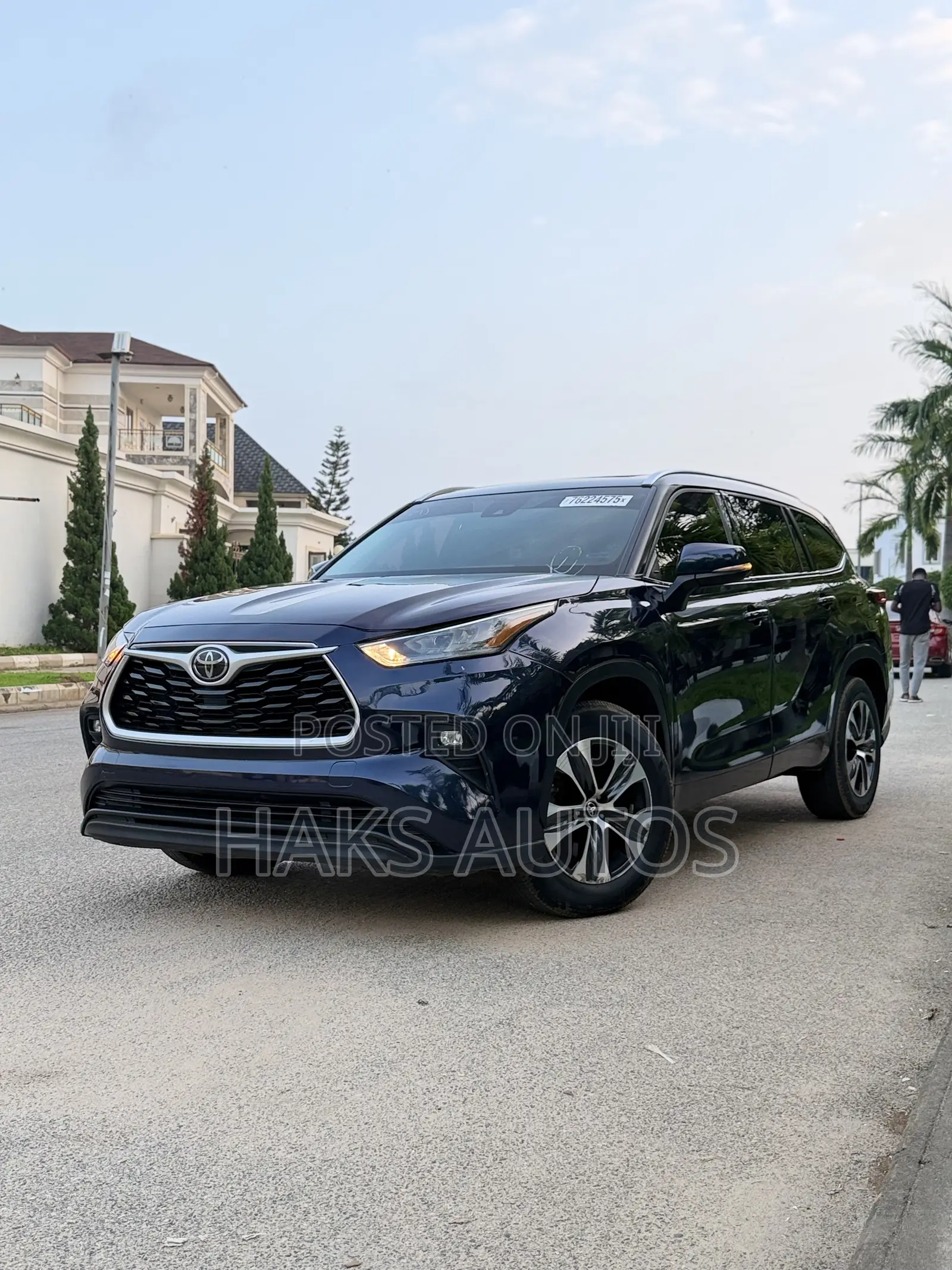 Toyota Highlander 2020 Blue