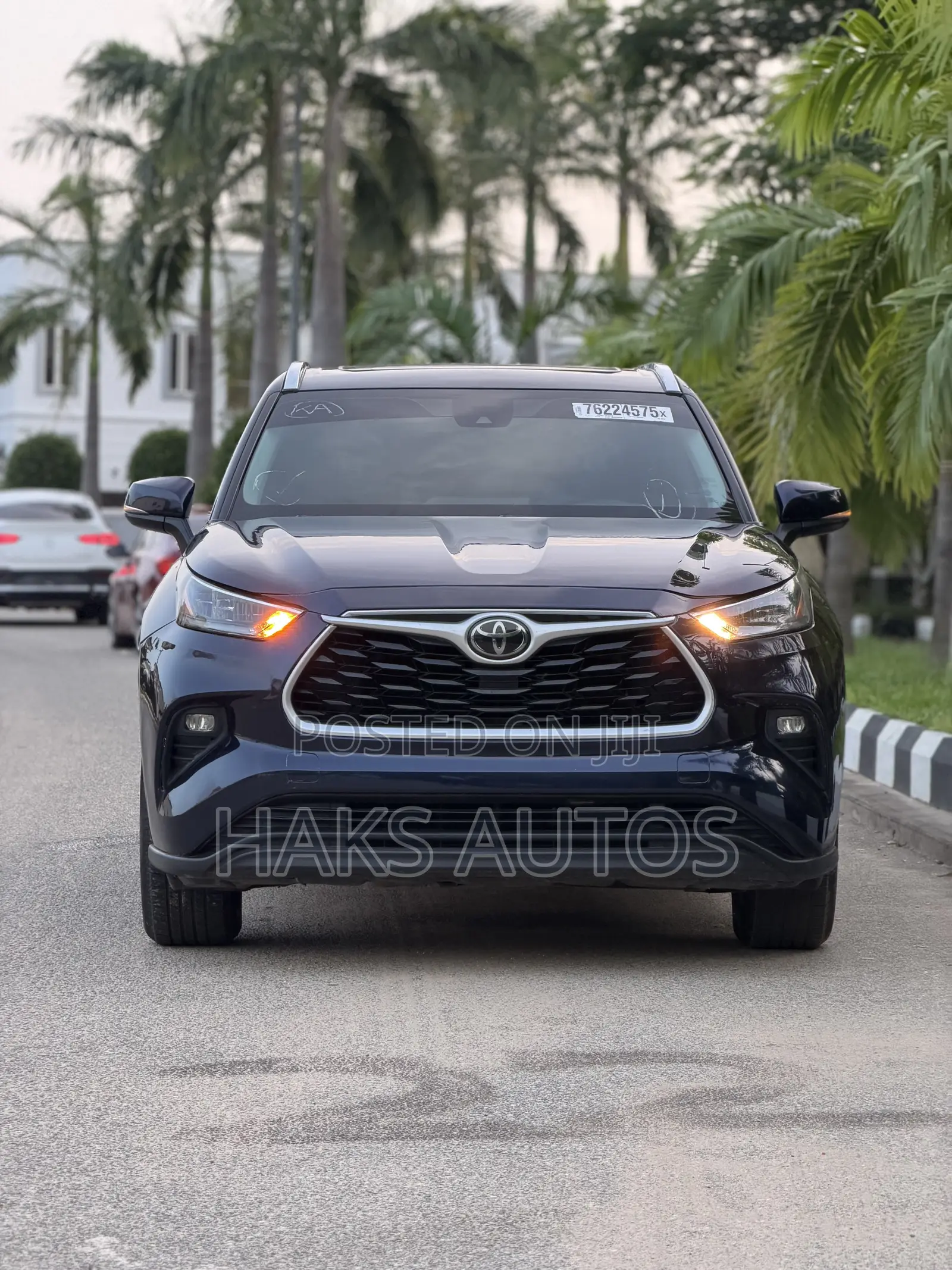 Toyota Highlander 2020 Blue