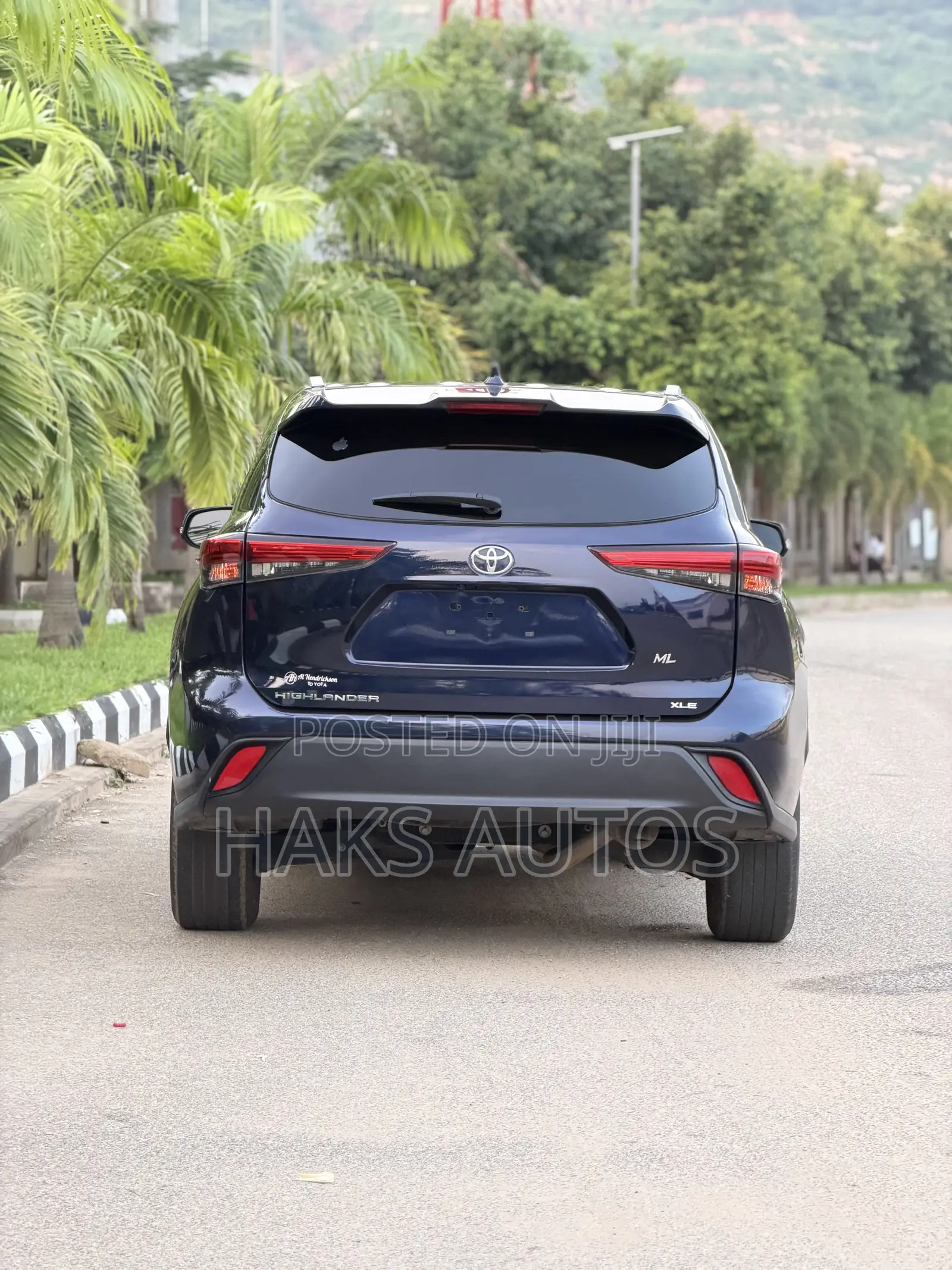 Toyota Highlander 2020 Blue