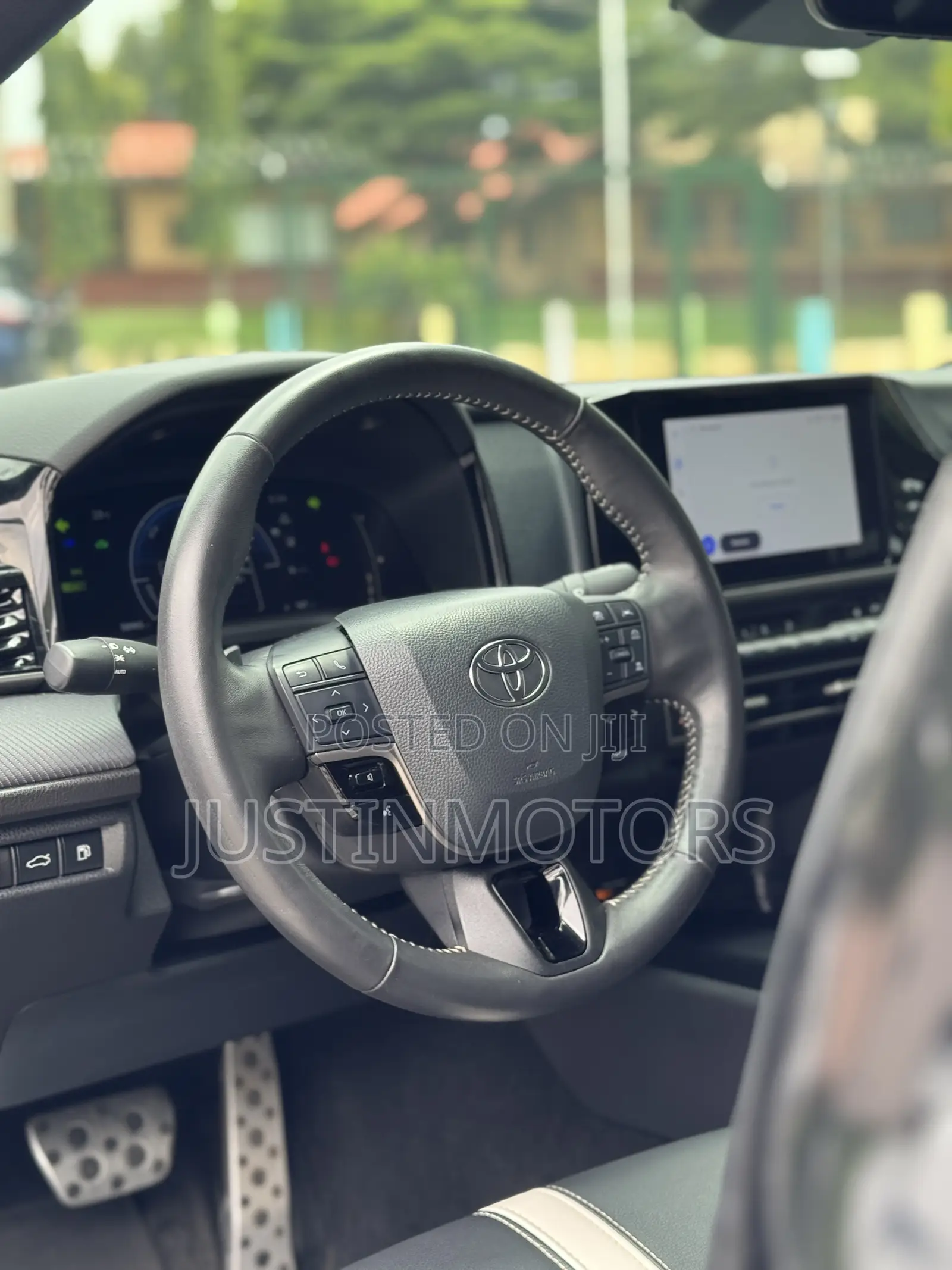 Toyota Camry SE 2025 Black