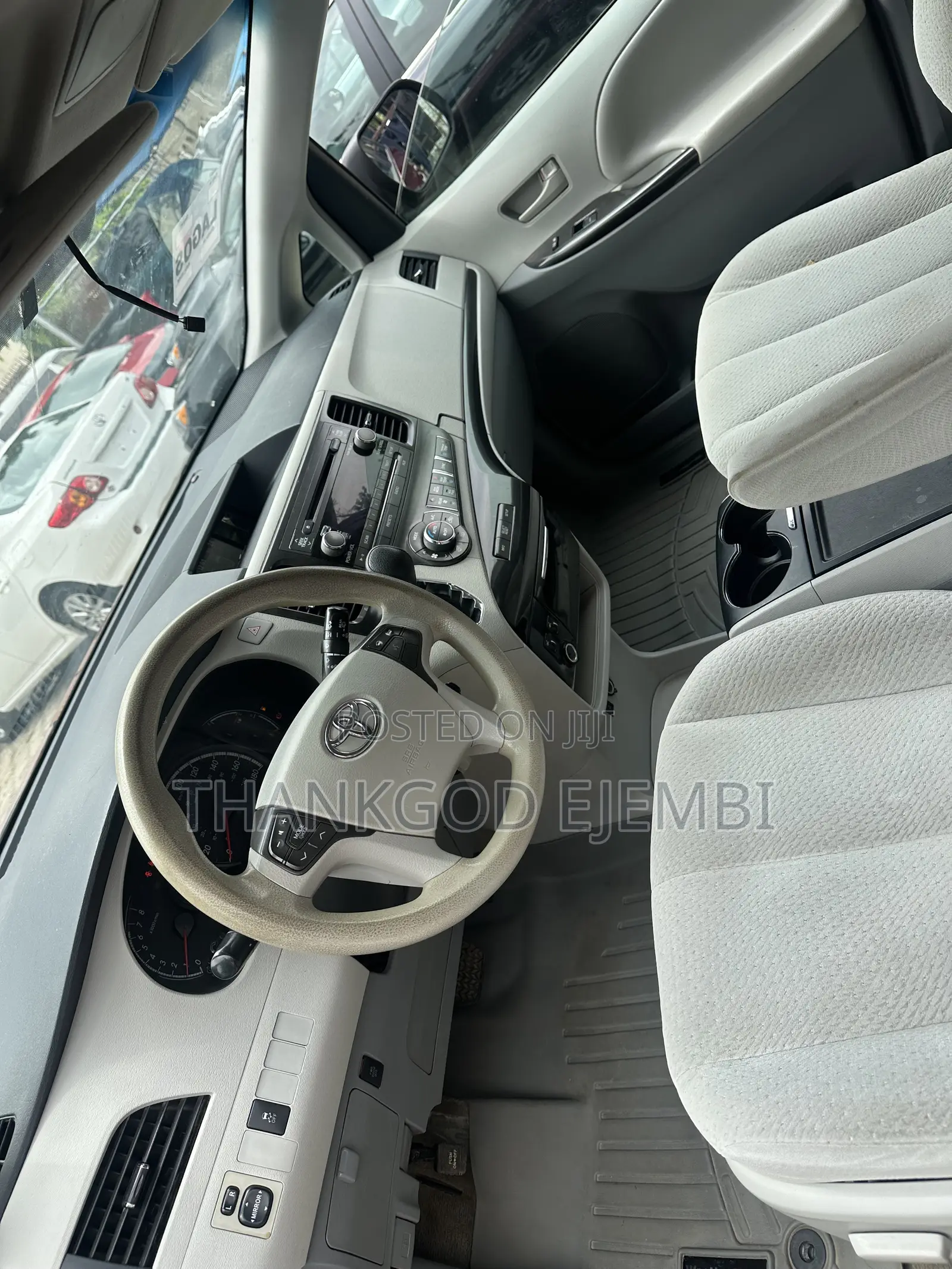 Toyota Sienna LE 8 Passenger 2012 Red