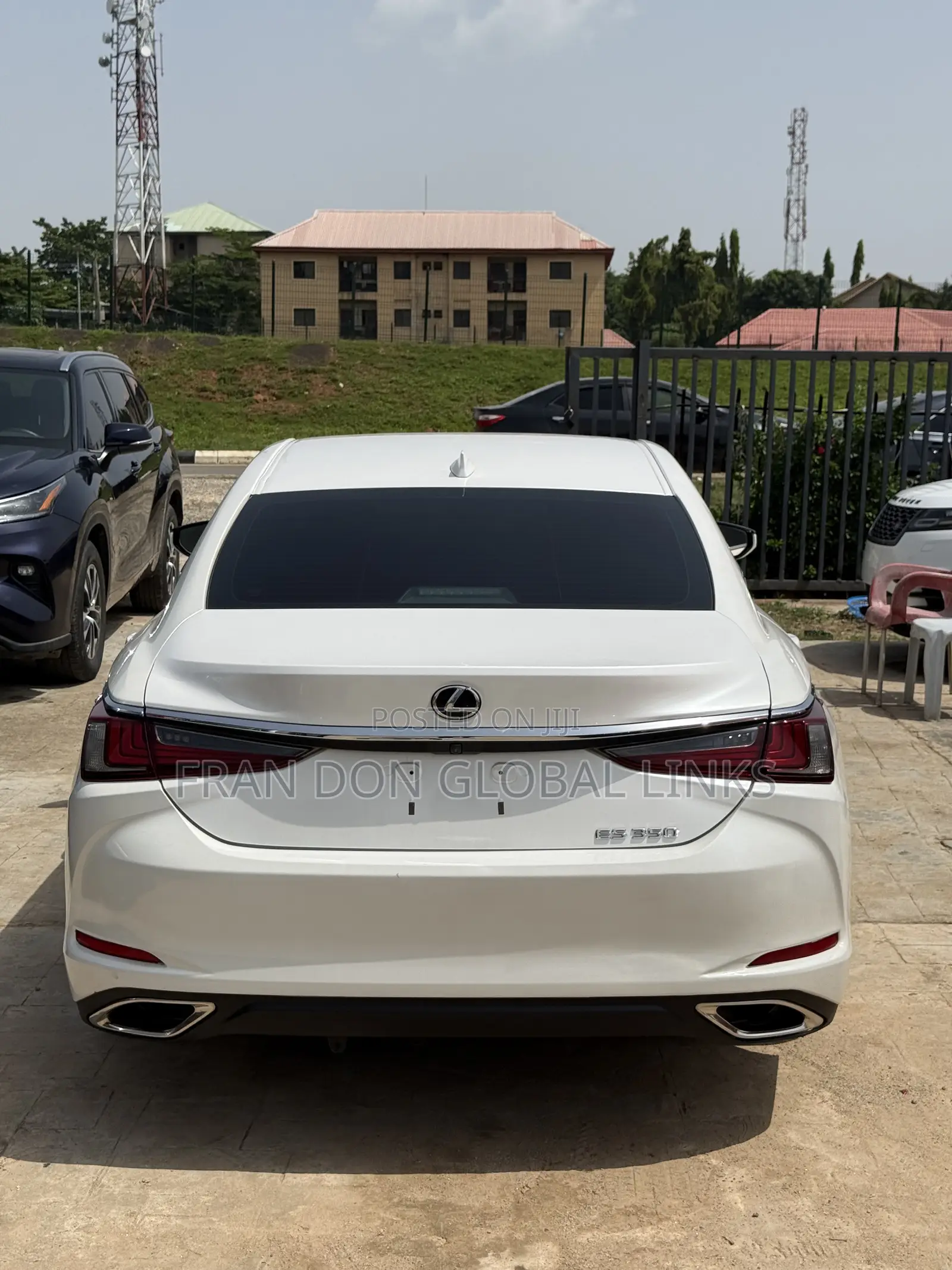 Lexus ES 350 FWD 2019 White