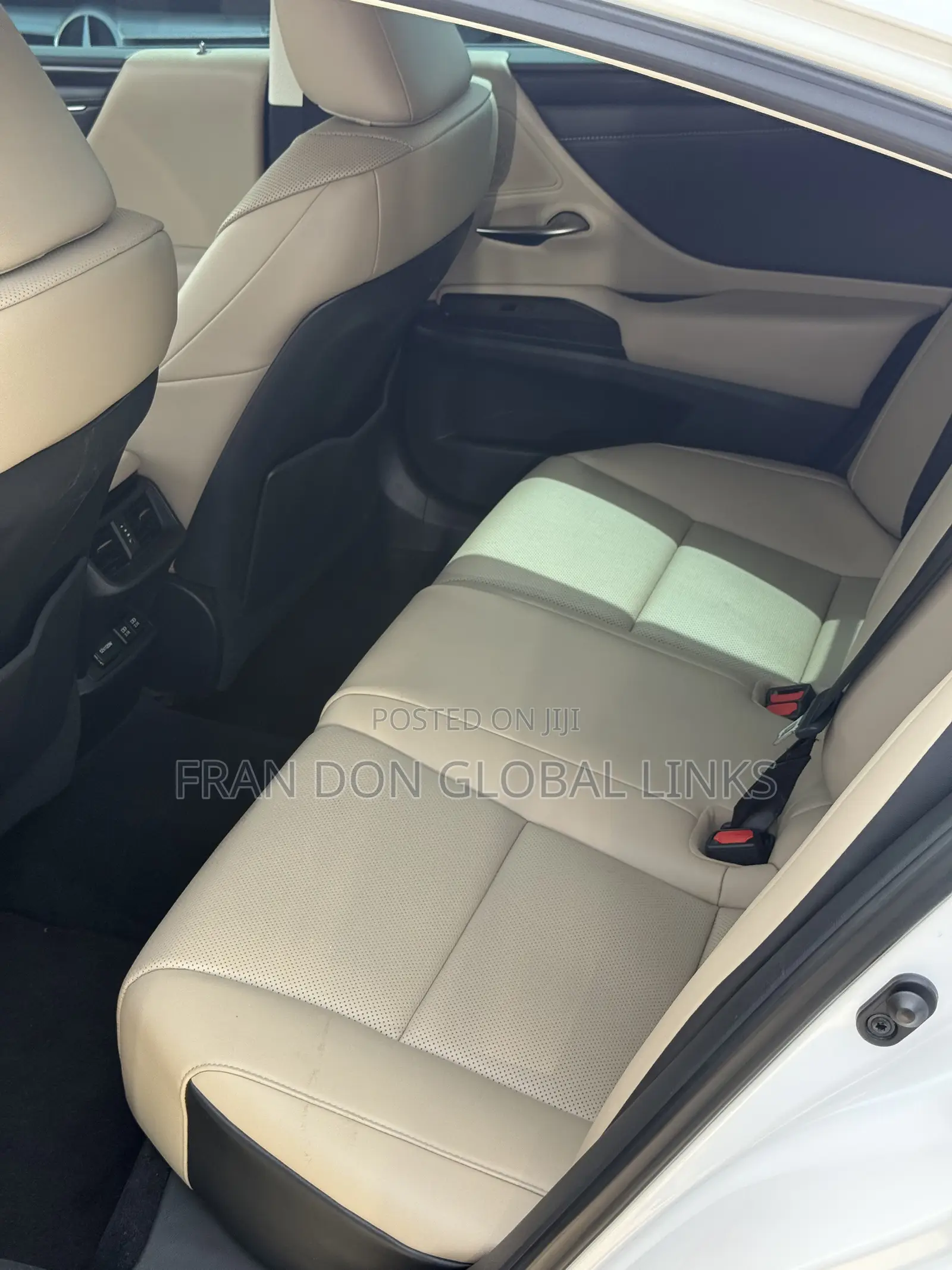 Lexus ES 350 FWD 2019 White