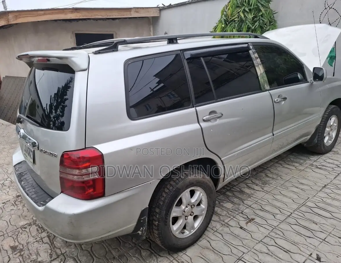 Toyota Highlander 4x4 2005 Silver