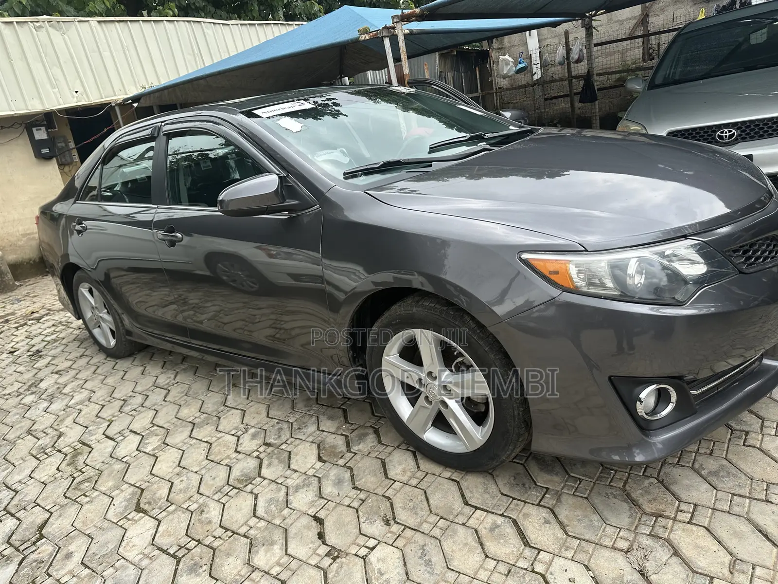 Toyota Camry SE 4dr Sedan (2.5L 4cyl 6A) 2013 Gray
