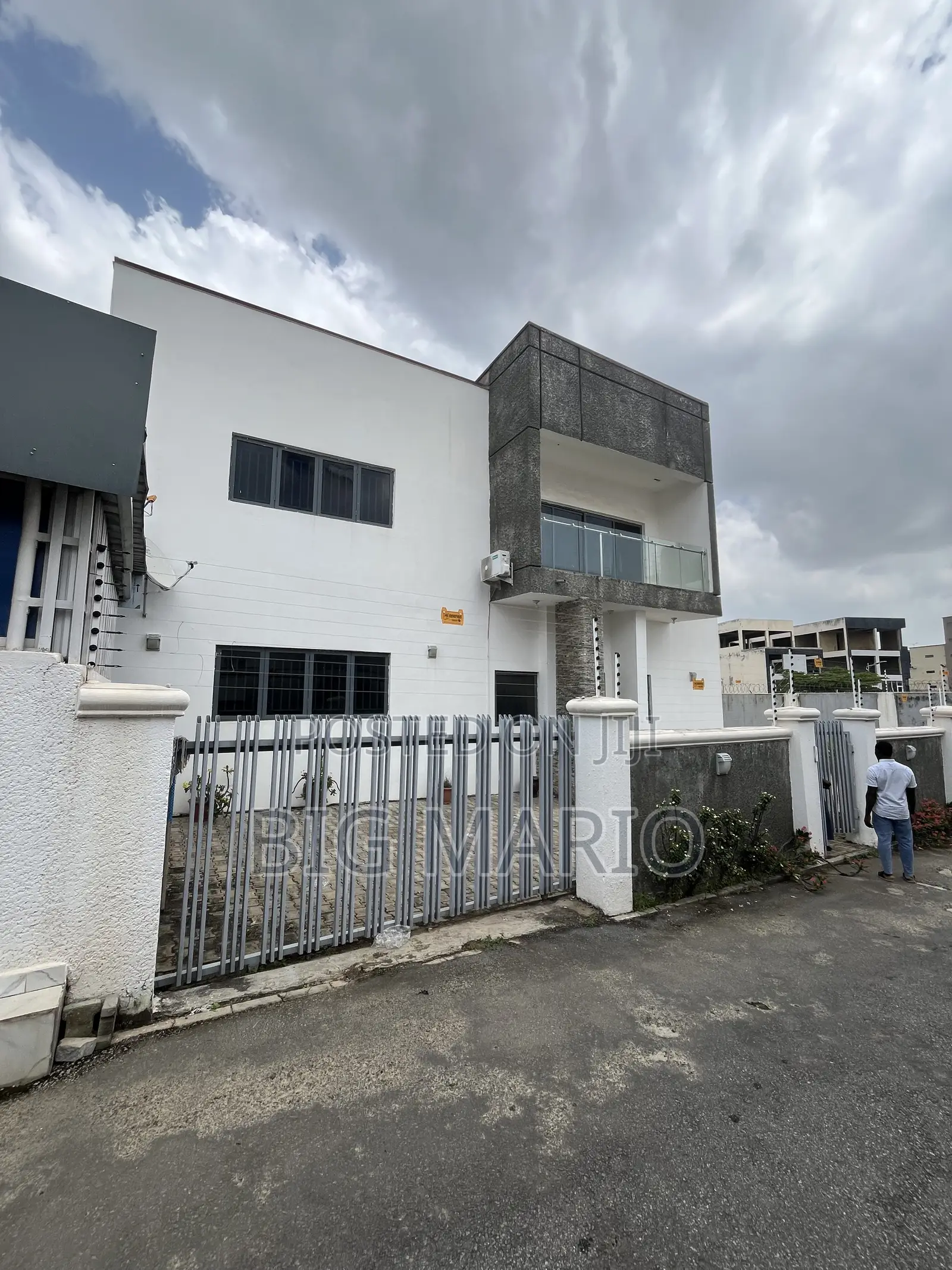 Furnished 4bdrm Duplex in Guzape Main for rent