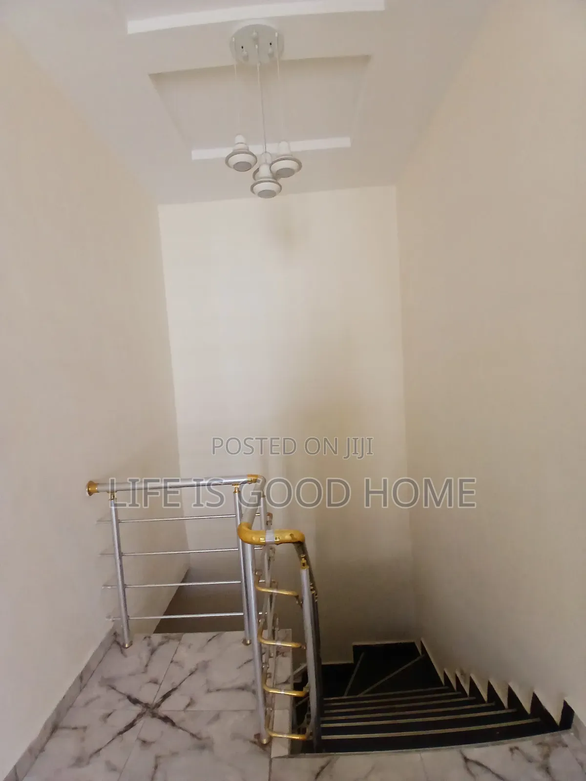 1bdrm Shared Apartment in Ikota Villa for rent