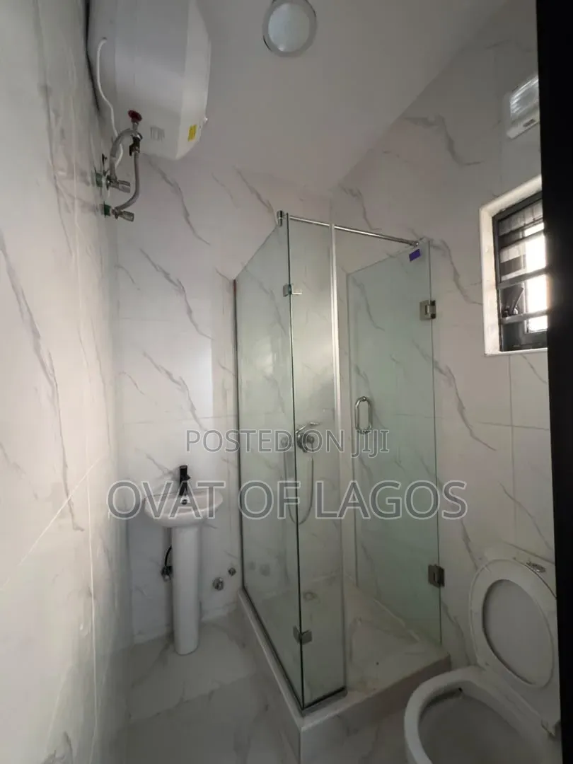 2bdrm Apartment in Orchid, Lekki Expressway for rent