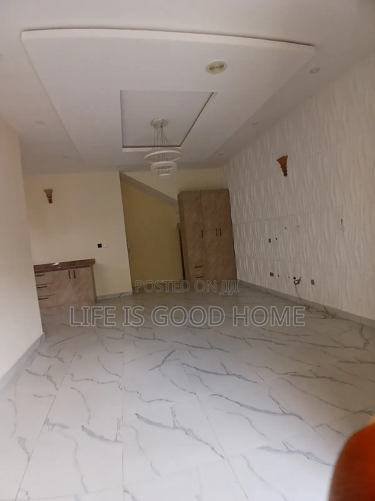 Studio Apartment in Ikota Villa for rent
