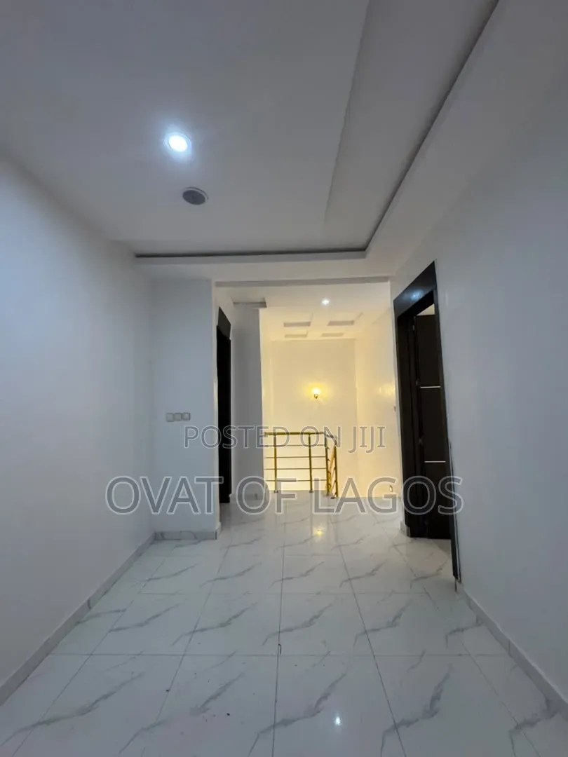 4bdrm Apartment in Orchid, Lekki Expressway for rent