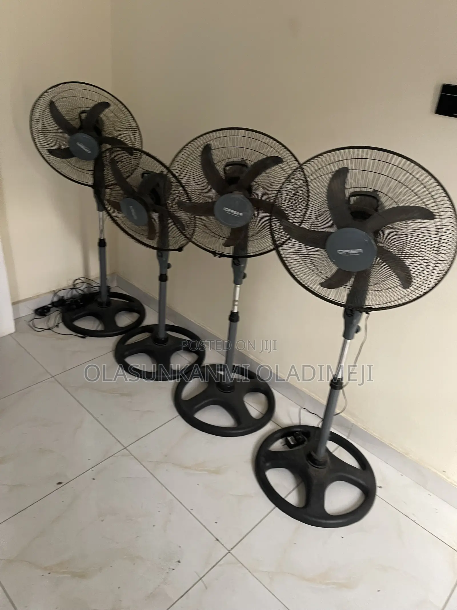 Qasa Standing Fan