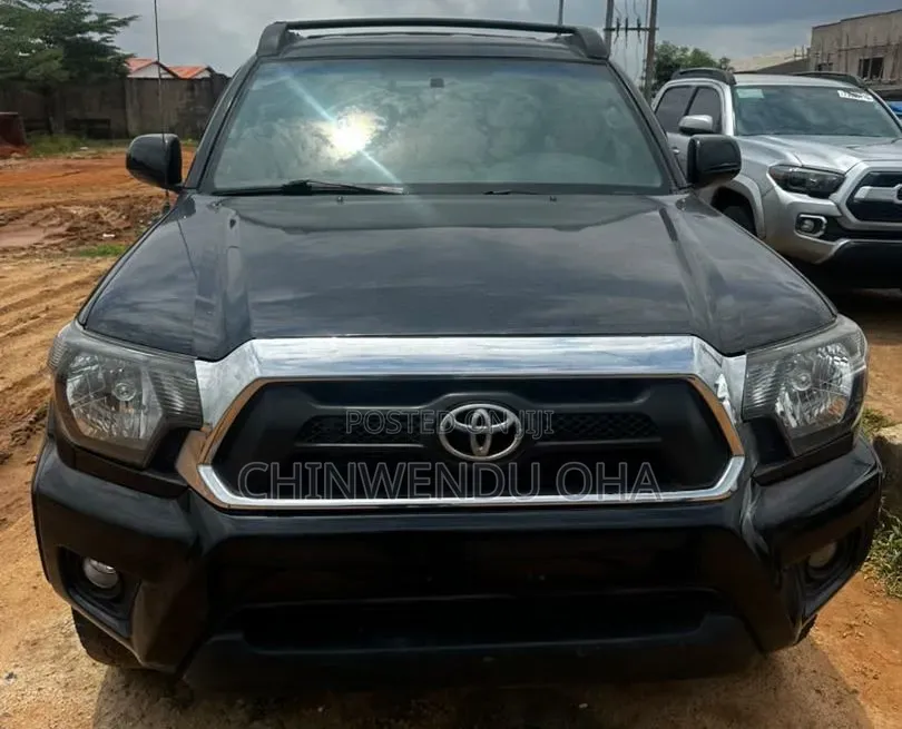 Toyota Tacoma 2013 Black