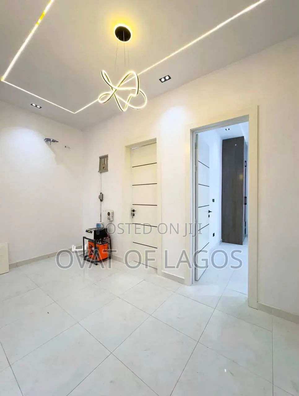3bdrm Duplex in Ikota for sale