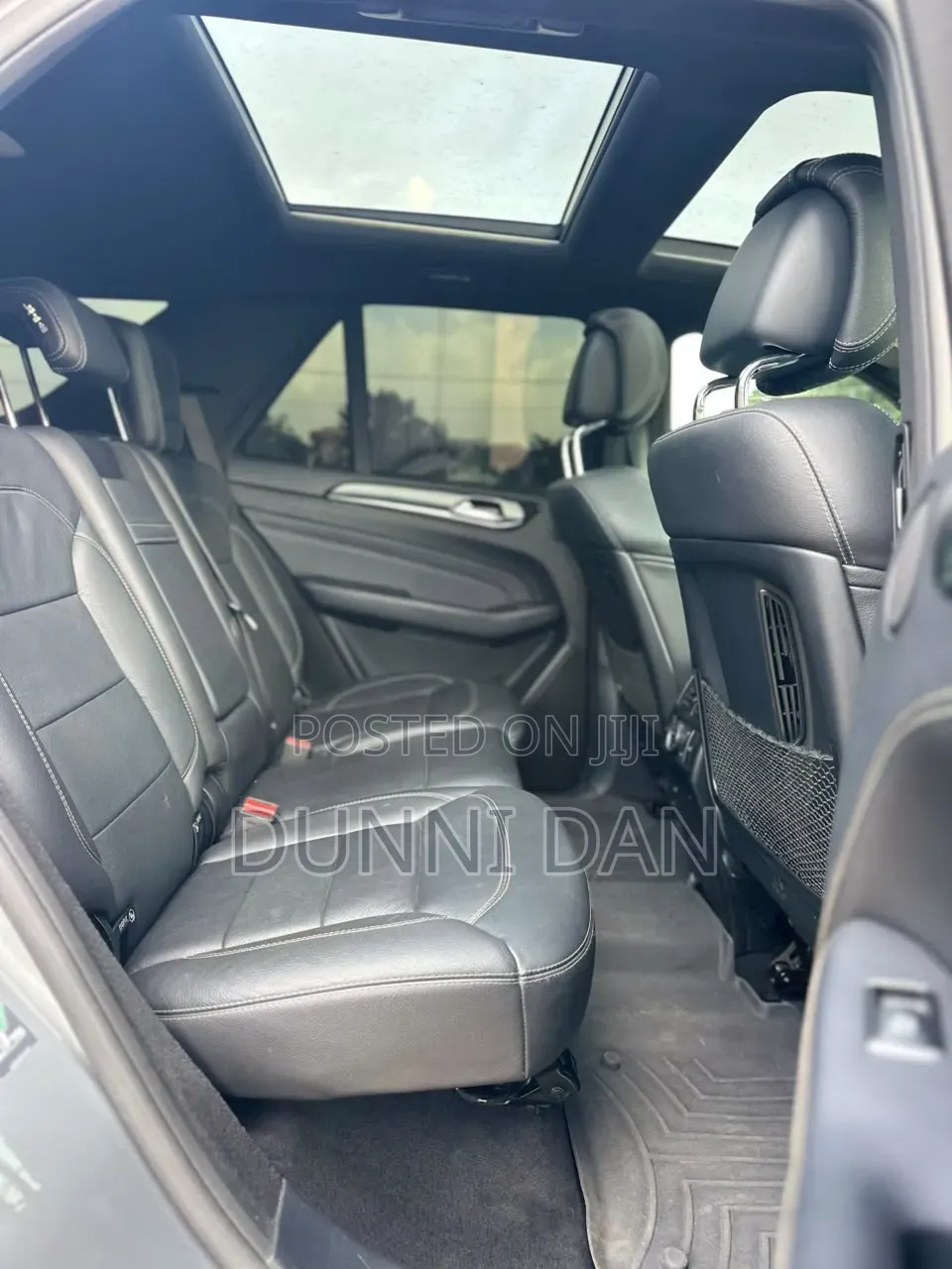 Mercedes-Benz M Class ML63 AMG 4dr SUV AWD (5.5L 8cyl Turbo 7A) 2015