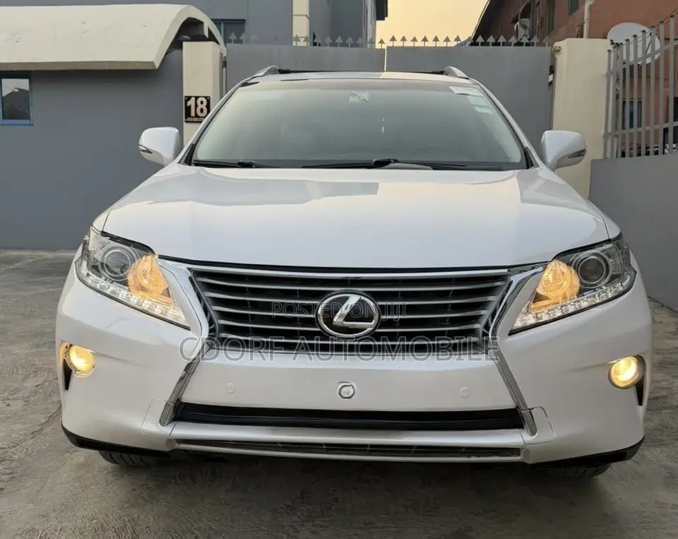 Lexus RX 350 FWD 2013 White