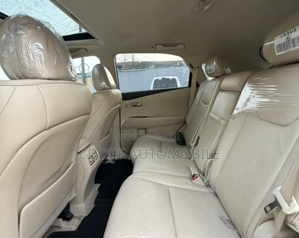 Lexus RX 350 FWD 2013 White