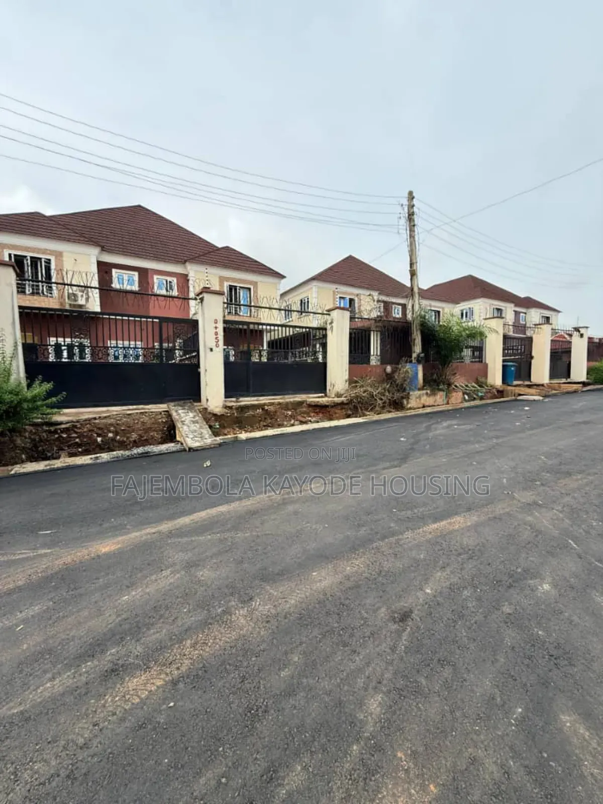 4bdrm Duplex in Ikolaba Estate, Bodija for sale