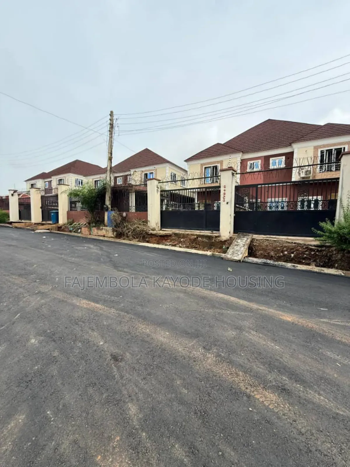 4bdrm Duplex in Ikolaba Estate, Bodija for sale