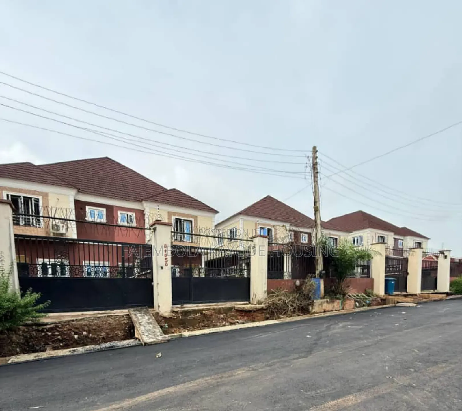 4bdrm Duplex in Ikolaba Estate, Bodija for sale
