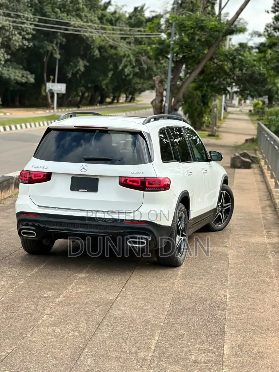Mercedes-Benz GLB-Class GLB 250 4MATIC 2023 White