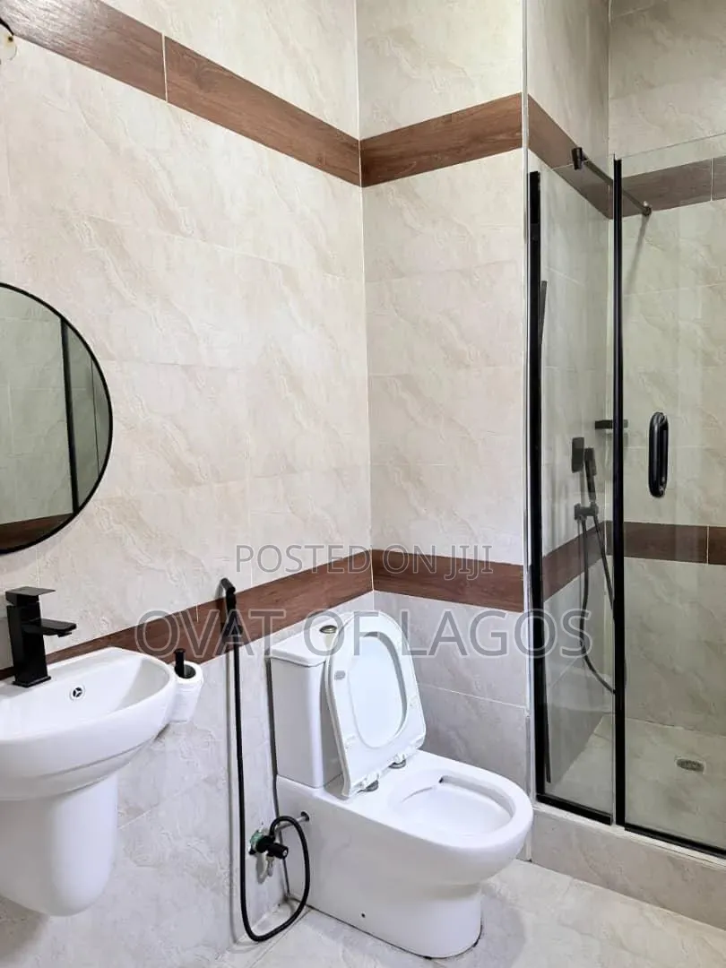 Furnished 2bdrm Duplex in Orchid, Lekki Expressway for rent