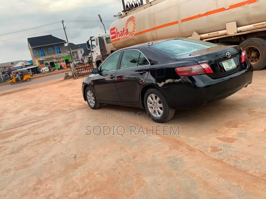 Toyota Camry 2010 Black