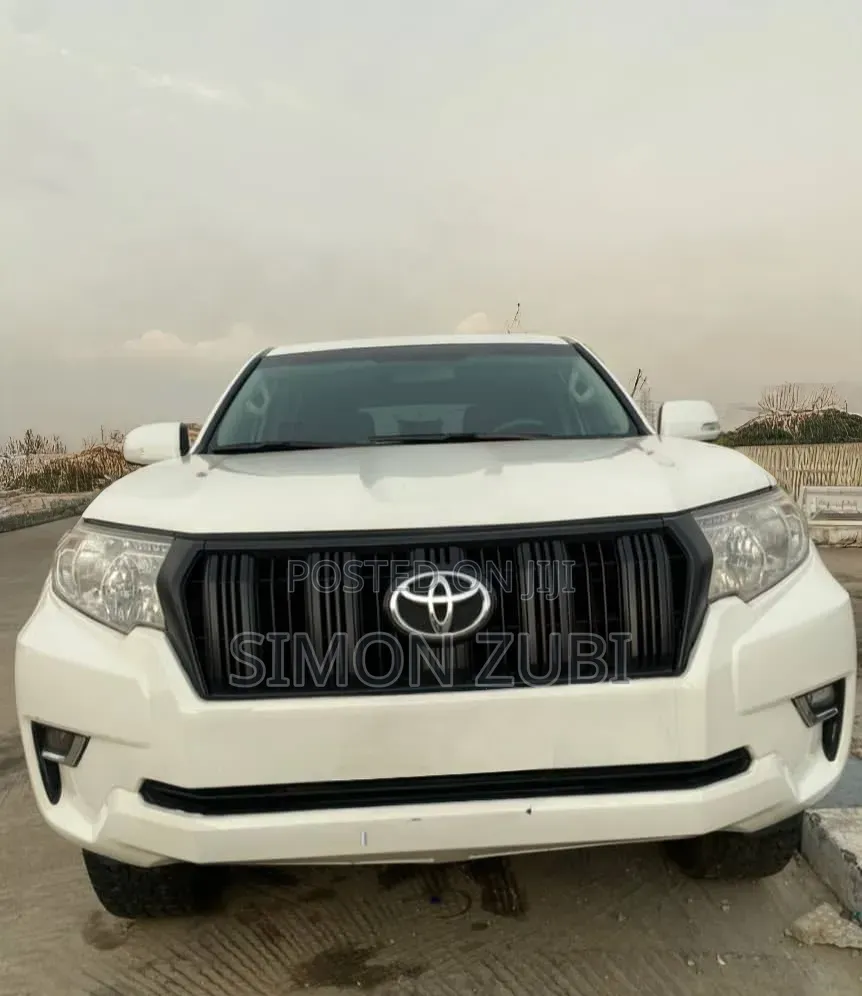 Toyota Land Cruiser Prado 4.0 Petrol TX-L 2019 White