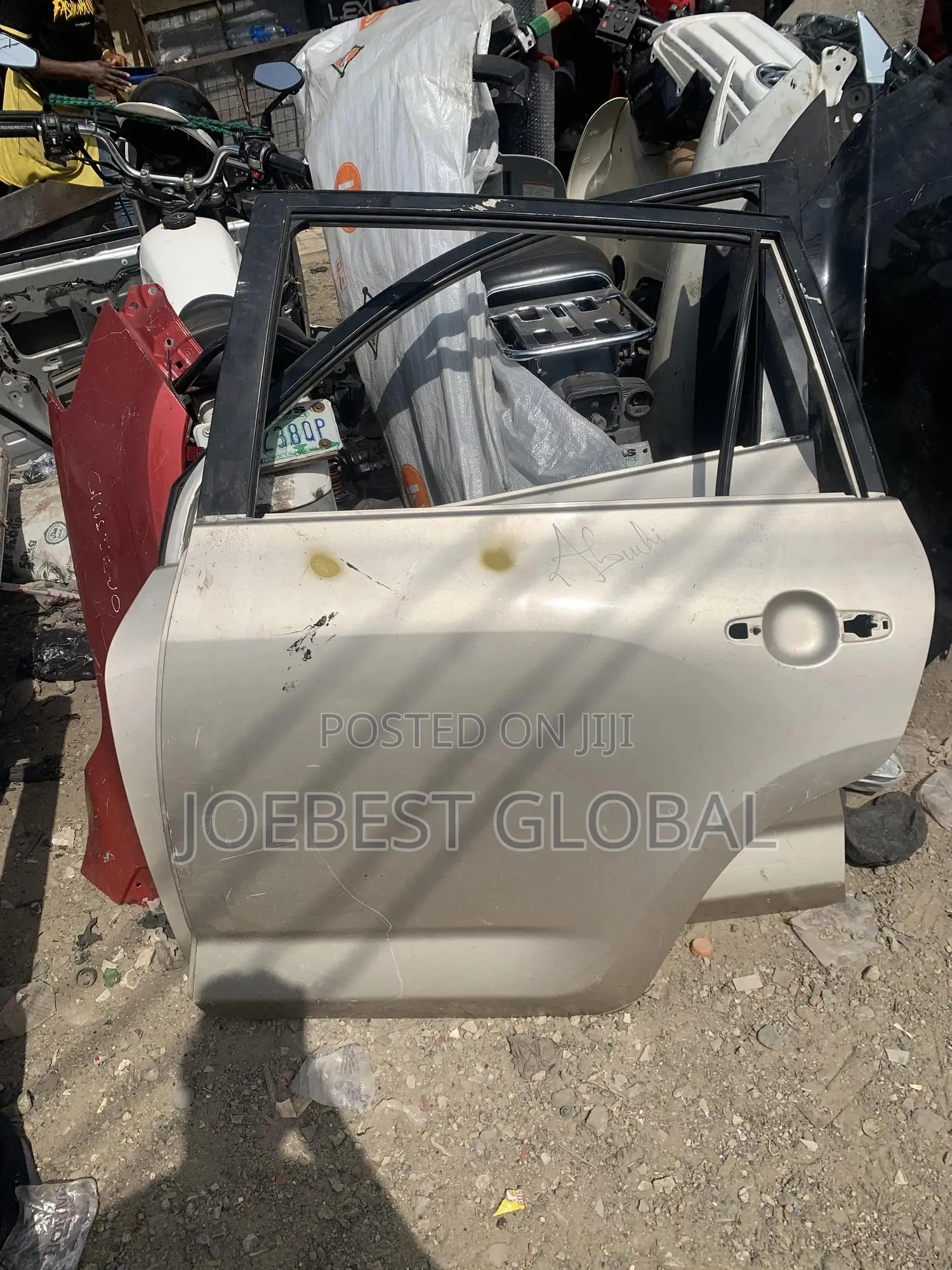 Back Door Toyota RAV4 210