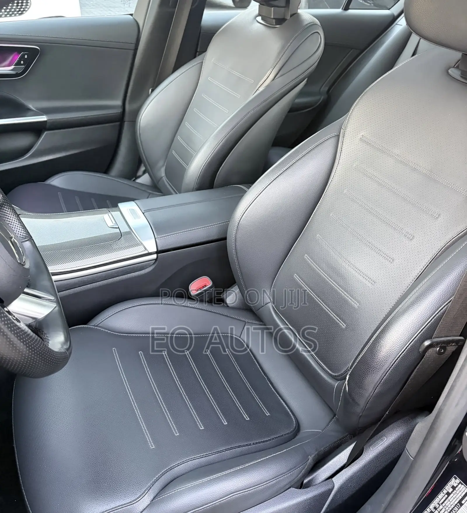 Mercedes-Benz C300 2023 Black