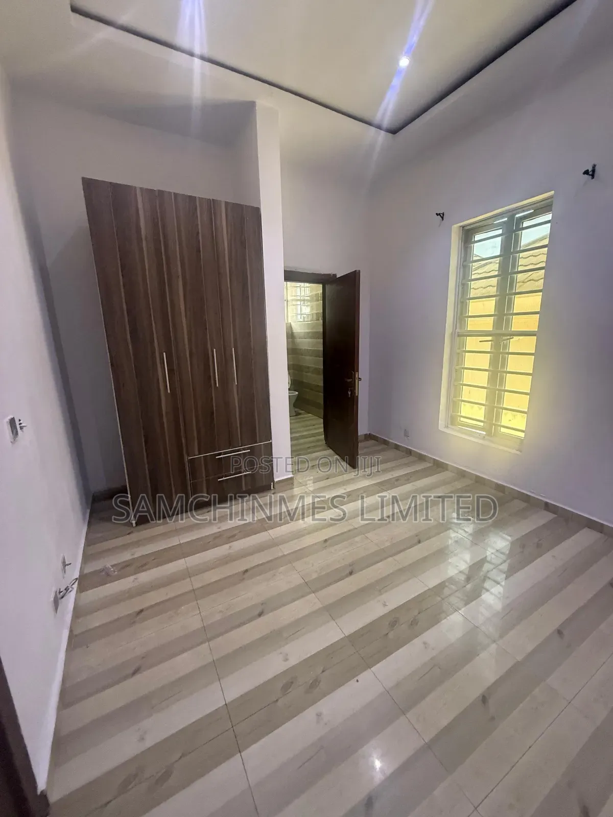1bdrm Shared Apartment in Osapa london for rent