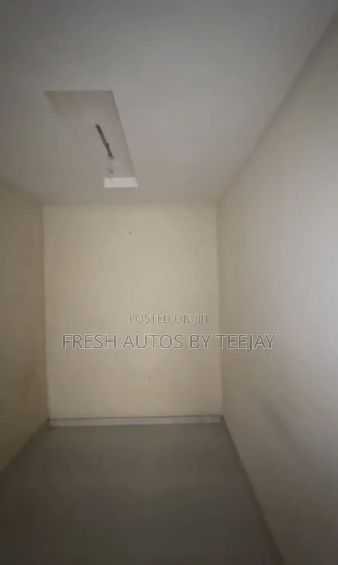 3bdrm Block of Flats in Omole Phase2 Estate for rent