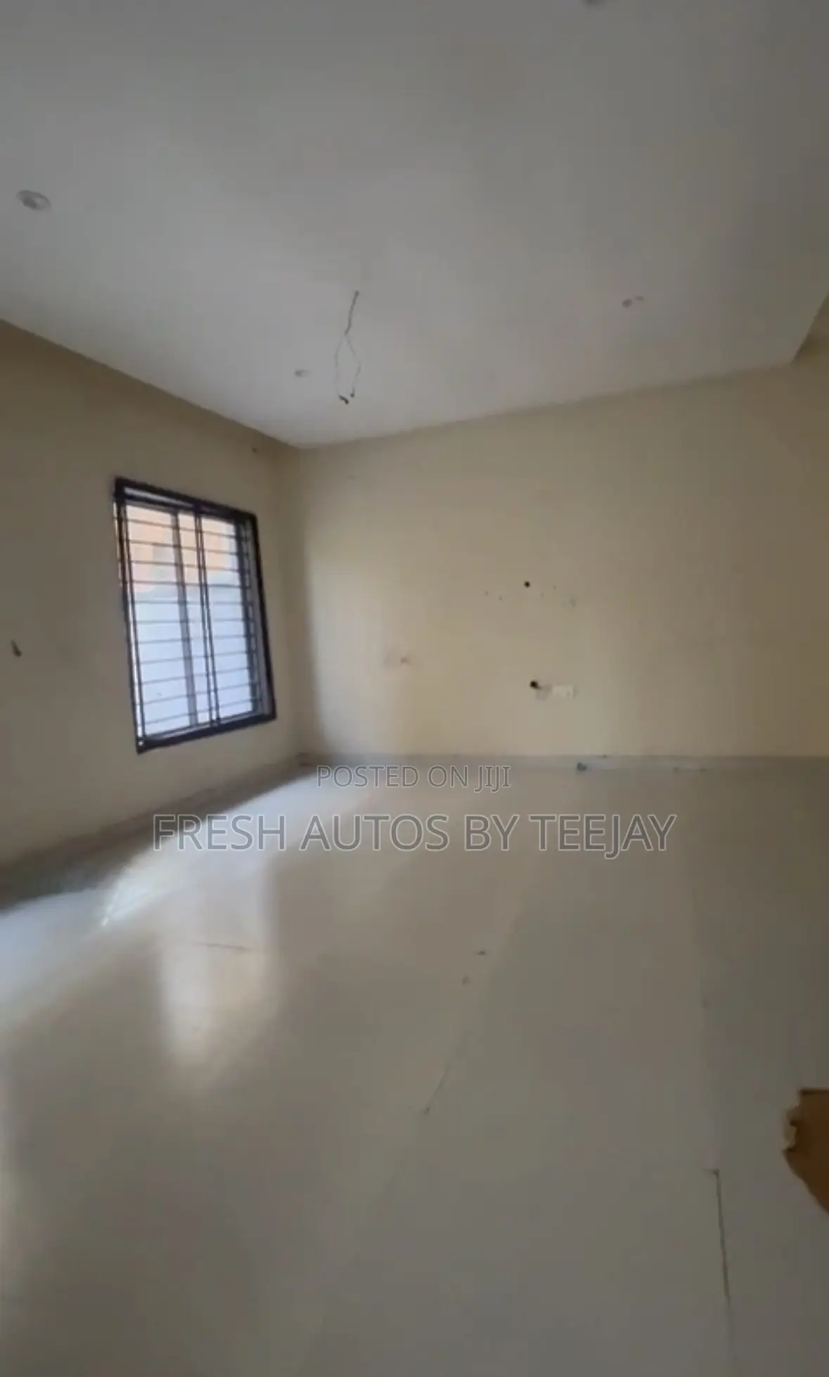 3bdrm Block of Flats in Omole Phase2 Estate for rent