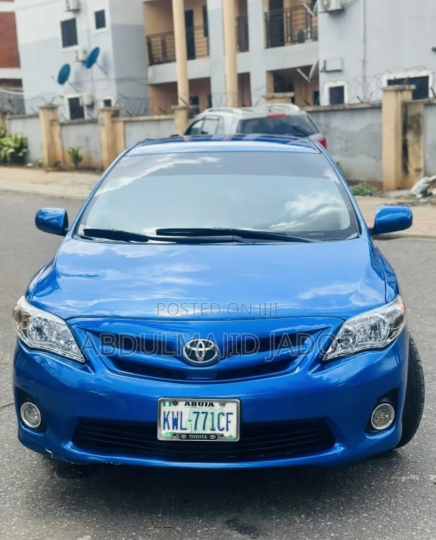 Toyota Corolla 2012 Blue